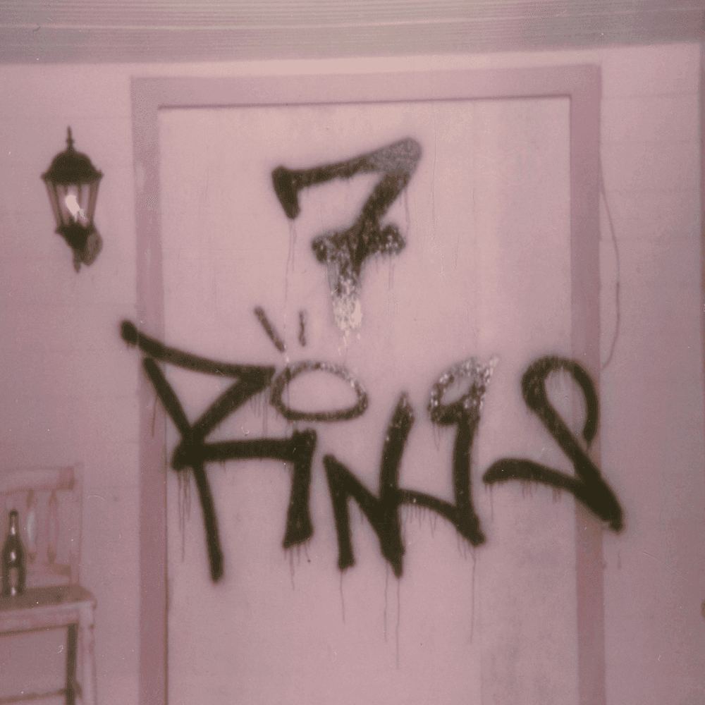 Album cover art for "7 rings" by Ariana Grande